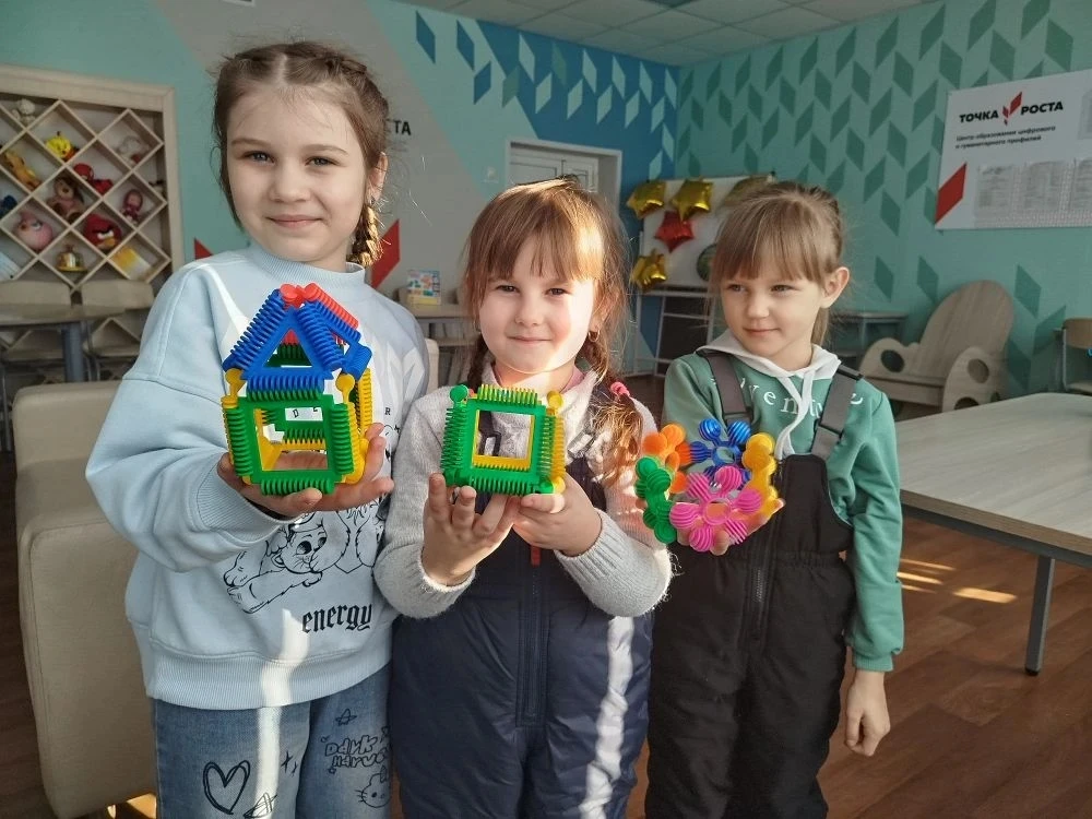 В рамках сетевого взаимодействия с Точкой Роста Заливинской СОШ по реализации проекта Т...