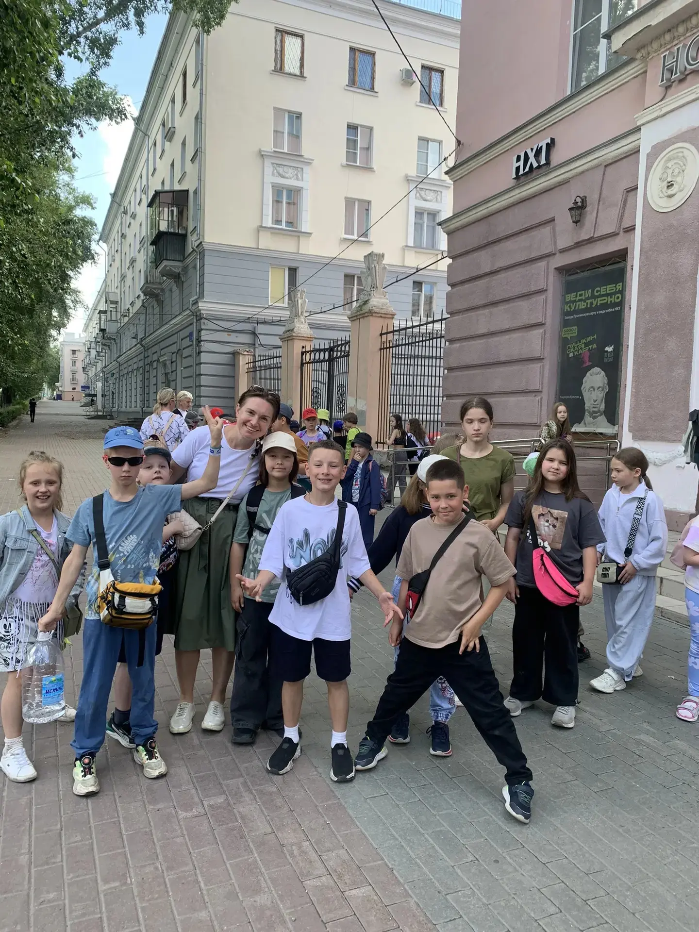 День 11. Театр - это здорово! 🤩

Сегодня наши отряды отправились в захватывающее путешествие по вол