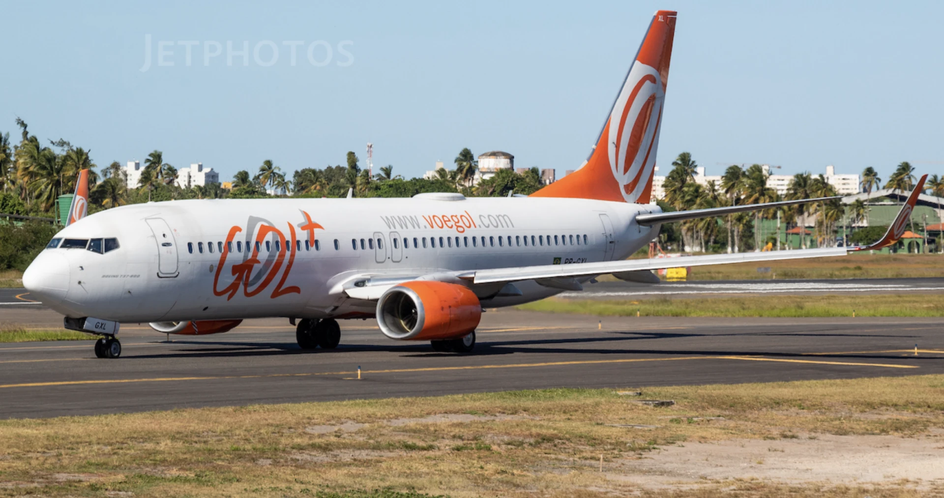 ✈️ Gol 737 вернулся в Ресифи после столкновения с птицей в двигатель