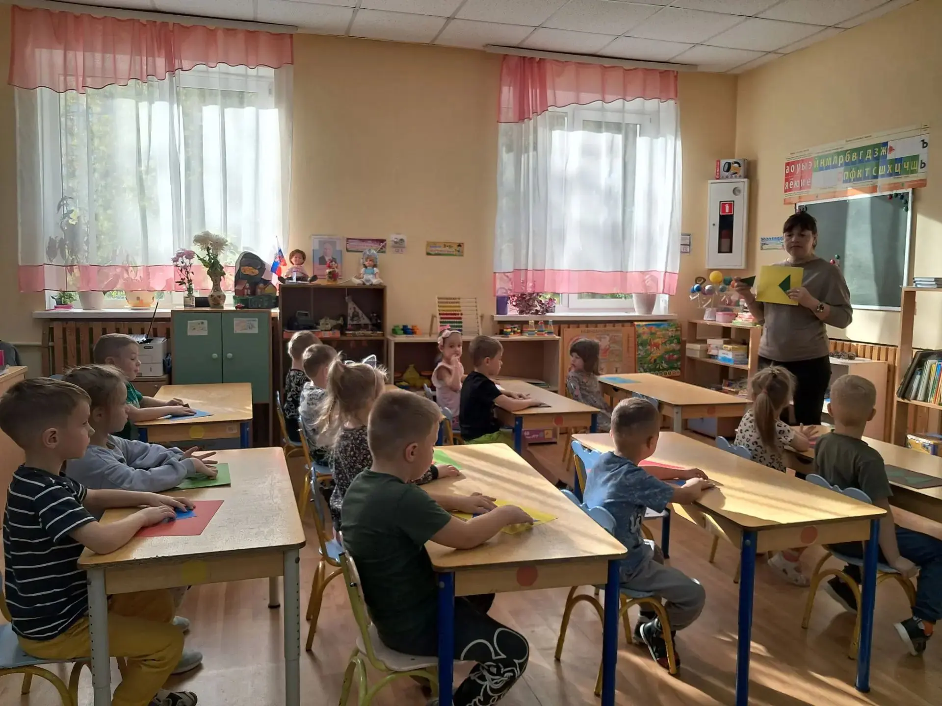 В рамках реализации проекта "Предшкола стандарт детского сада " на тематической неделе ...