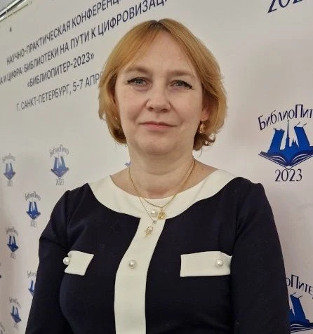 🎊 Поздравляем с юбилеем директора библиотеки Федотову Екатерину Анатольевну!  ✨ Уважаемая Екатерина 