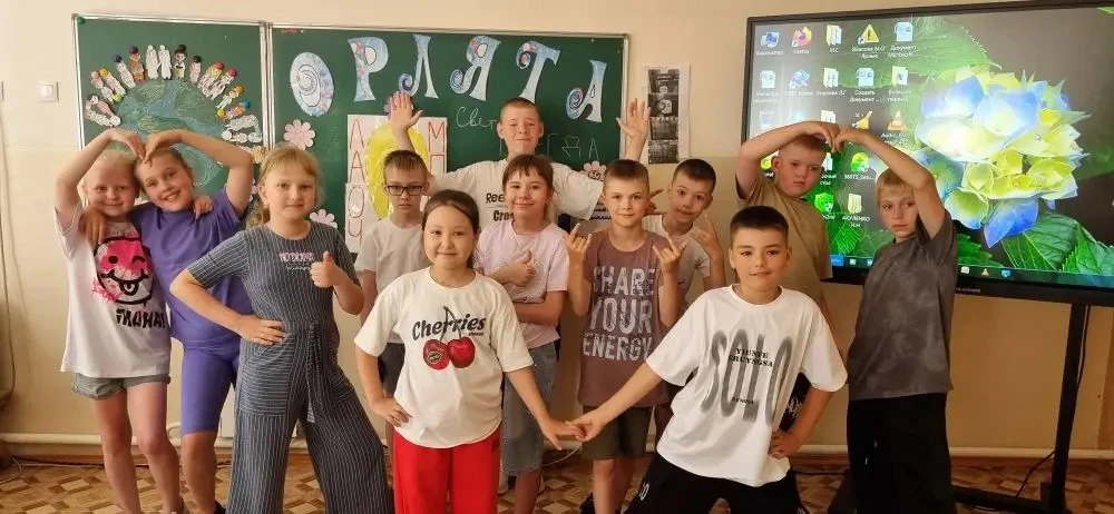 🇷🇺 С Днём России!

12 июня — день, когда мы особенно остро чувствуем: наша сила в единстве. В умен