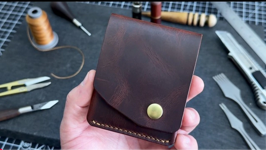 Компактный кошелек от Talakh Leather Craft