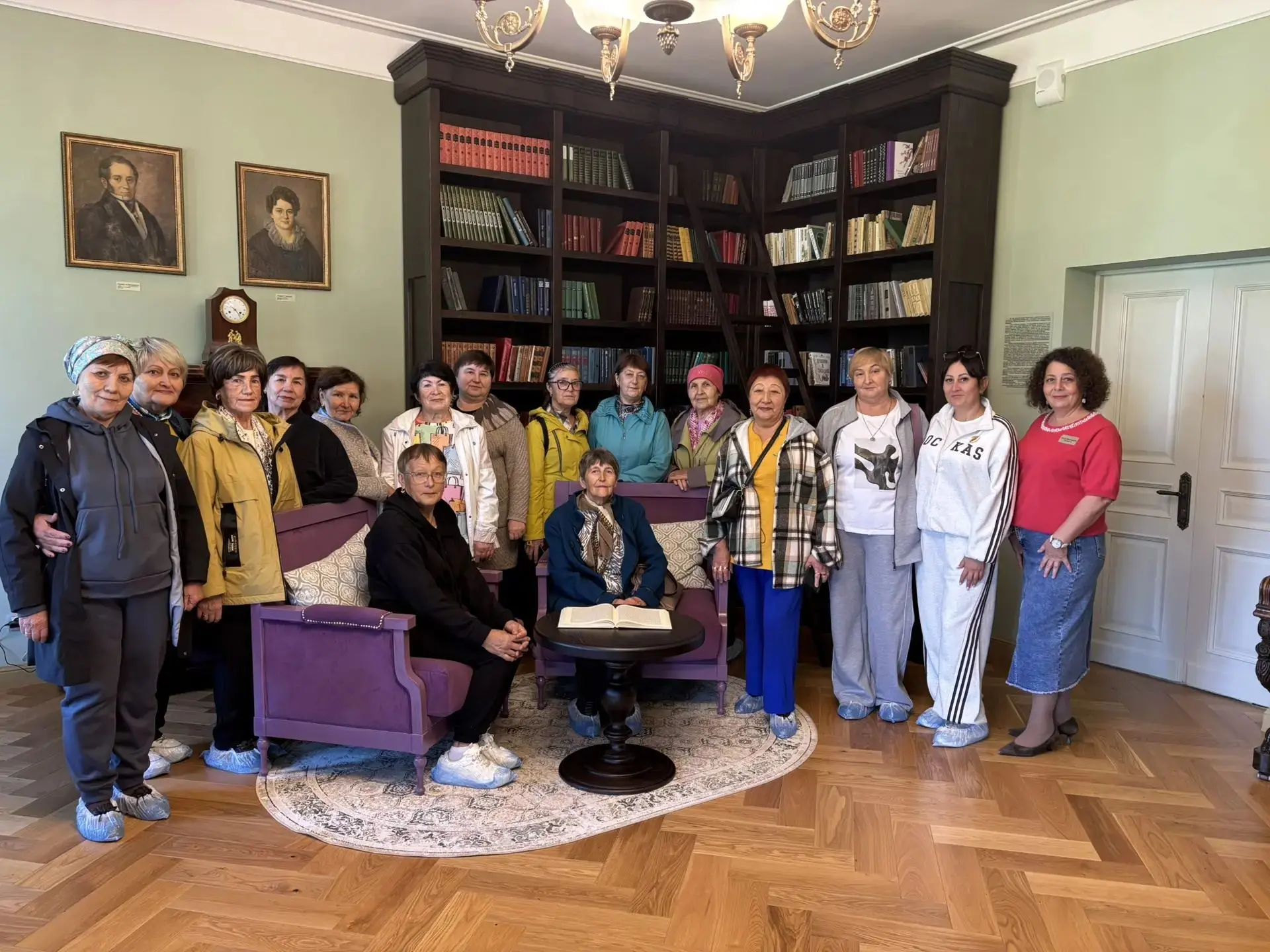 В рамках проекта «Активное долголетие» комплексный центр соцобслуживания населения в Ас...