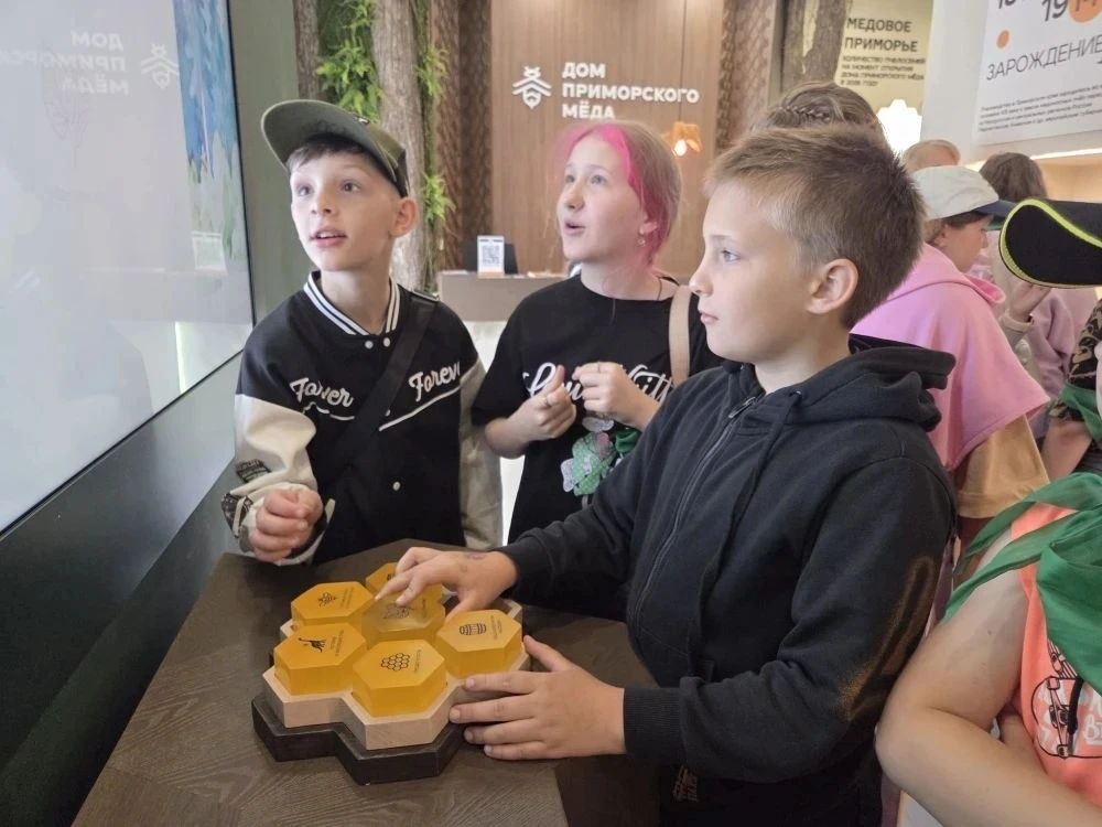 А вы были в музее мёда?! 🍯🍯🍯

А вот ребята из пришкольного лагеря "Радуга" сегодня побывали там! 