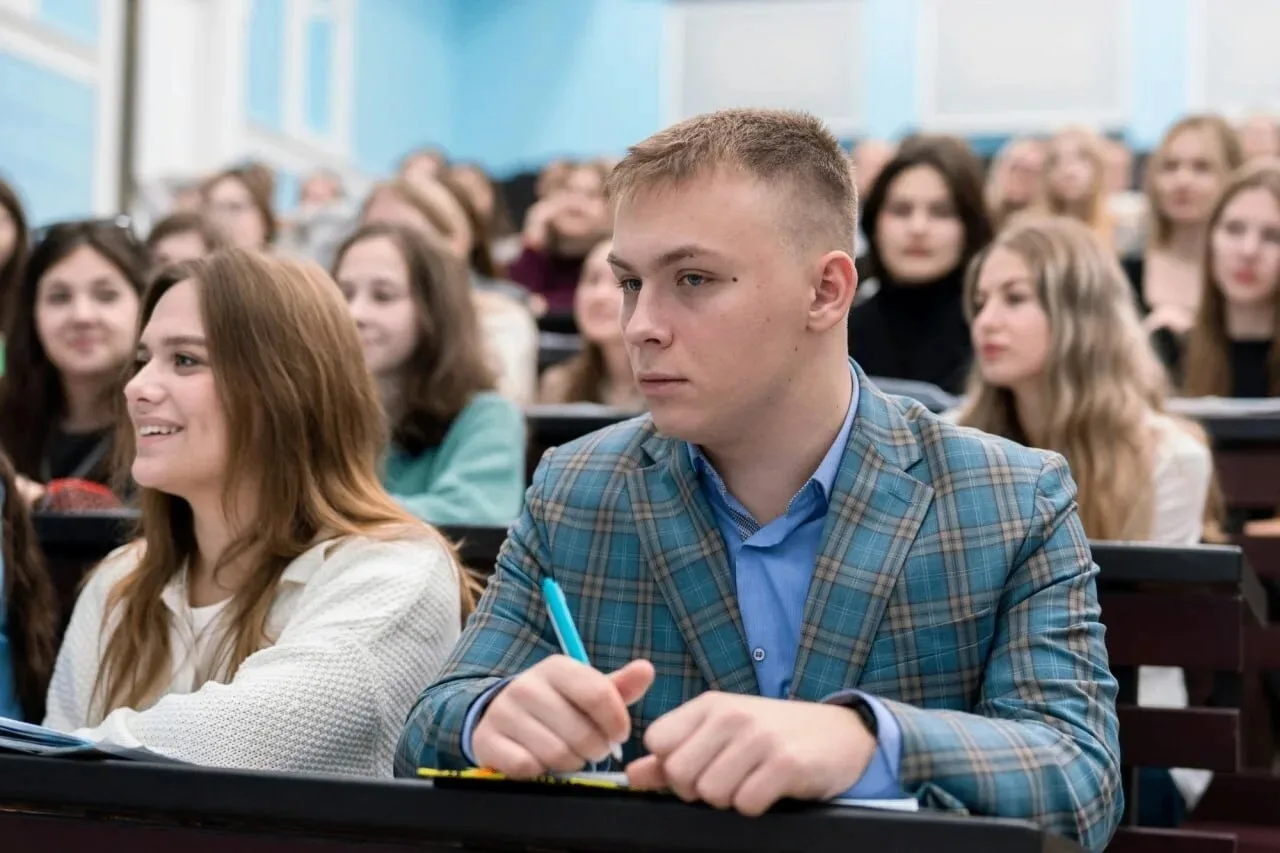 На портале «Госуслуги» расширили функции сервиса для поступления в вуз.

С помощью сервиса абитуриен