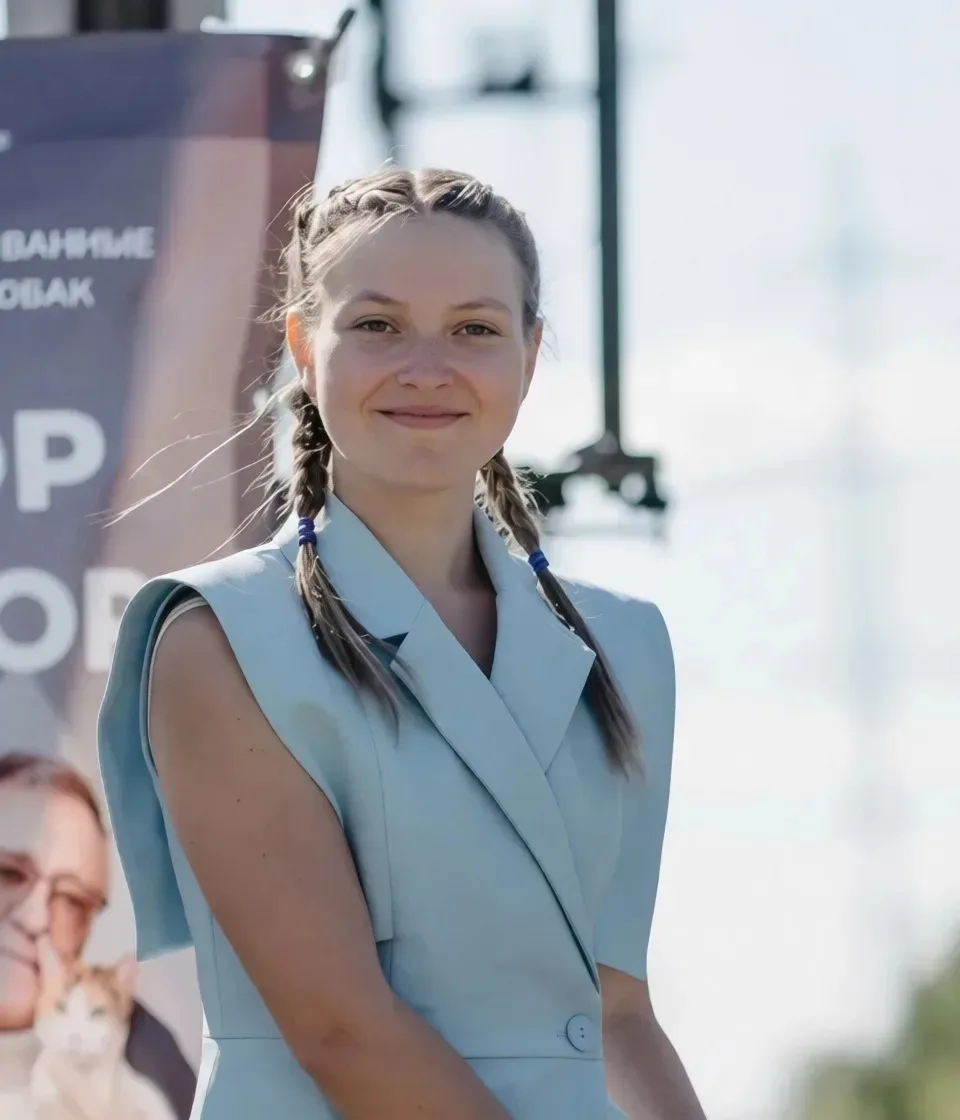 🏆 ЕГЭ-2026
"Высокий балл — это не случайность, а результат ежедневного труда. Я решала варианты до 