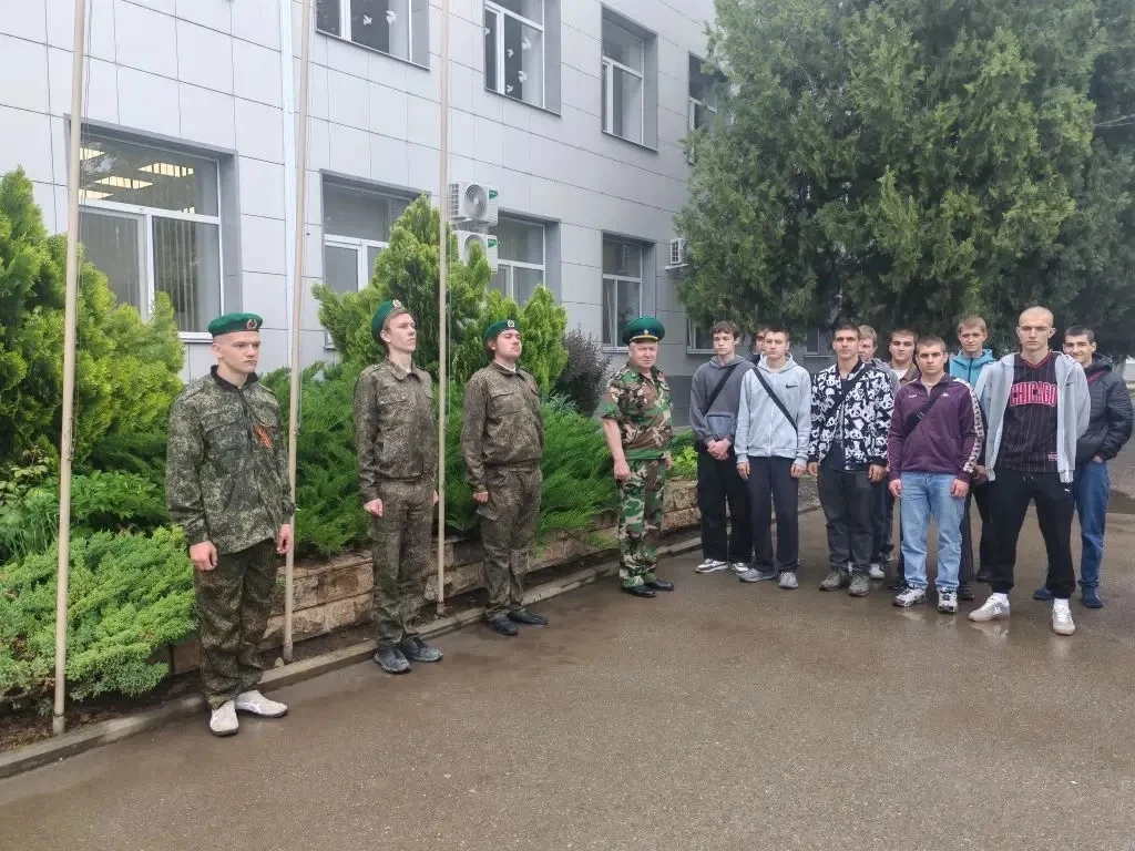🎓 Неделя позади — заряжаемся на выходные!  В Кореновском политехническом техникуме завершилась ещё о