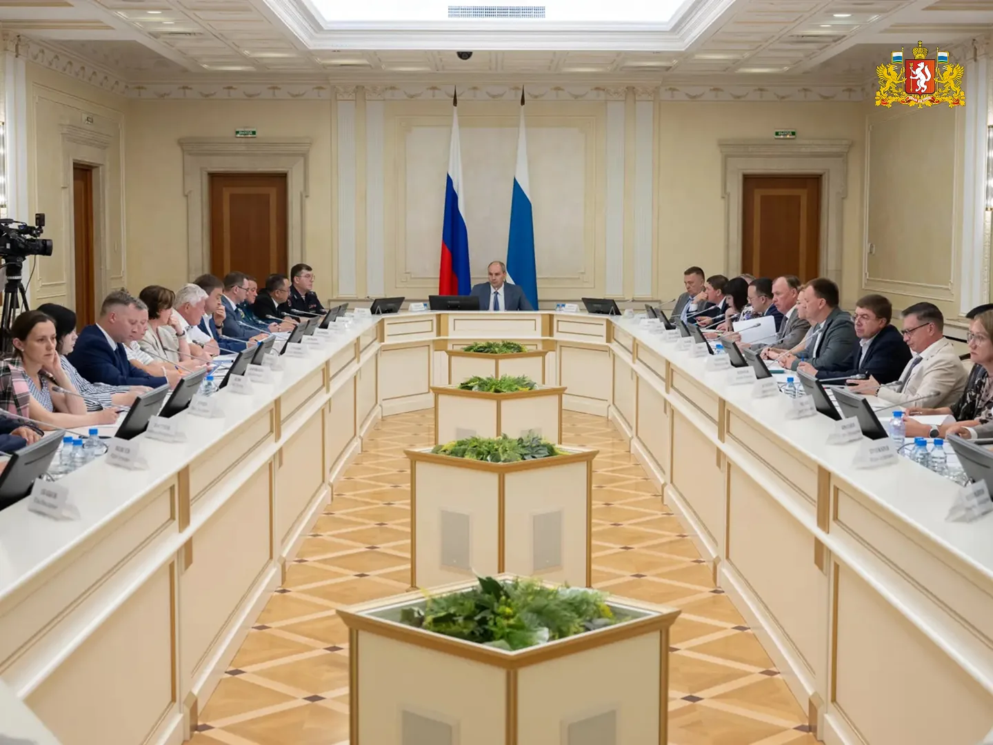 🌍 Свердловская область готовится к проведению Международного фестиваля молодежи

Губернатор Свердло