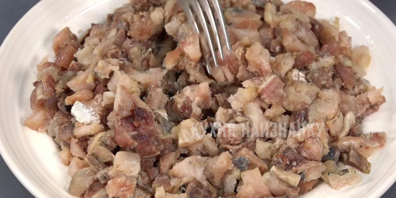 Как перестать выбрасывать продукты и научиться использовать морозилку не только для мяса.  Это треть