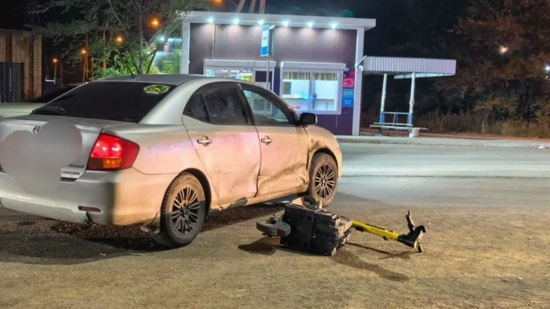 Вечером 3 октября возле дома №39 по Магистральному шоссе Toyota Allion сбила 17-летнего...