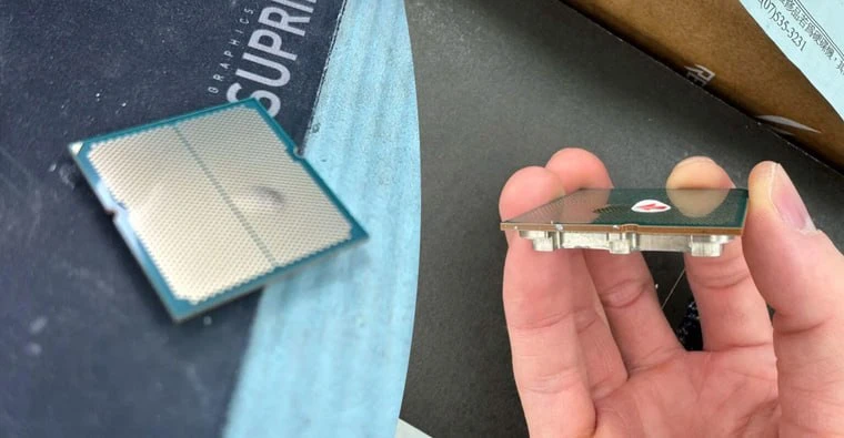 У Ryzen 9900X вздулась подложка

На Reddit появился интересный случай выхода из строя процессора Ryz
