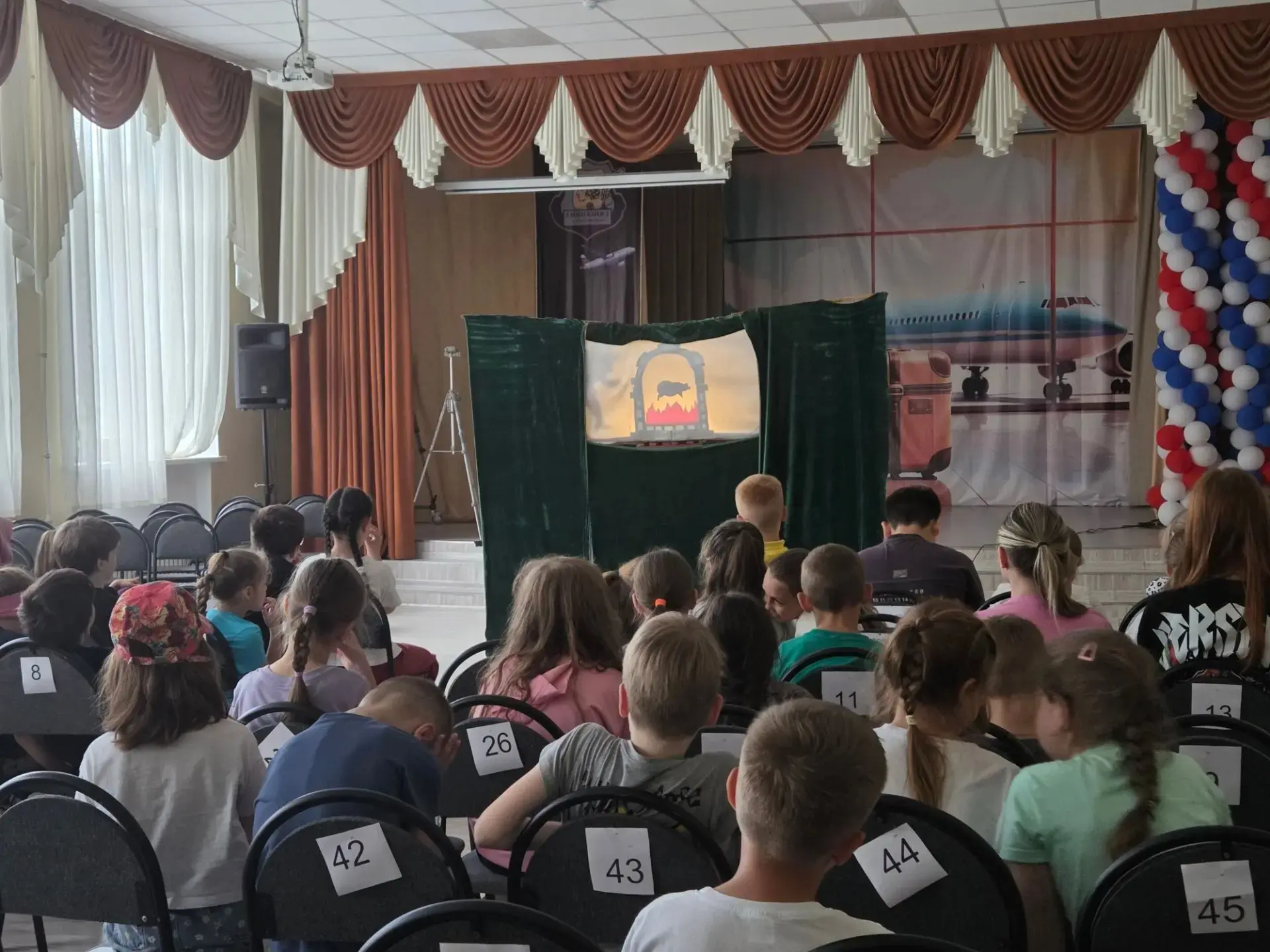 🎉 Ура! К нам в гости приехал кукольный театр из Переславля‑Залесского! 🎉

Сегодня в лагере «Юность