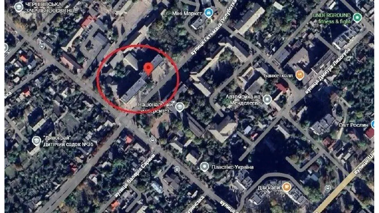 🔴🔴🔴🔴🔴 Российские войска нанесли удар реактивными «Геранями» по черниговскому ТЦК. ...