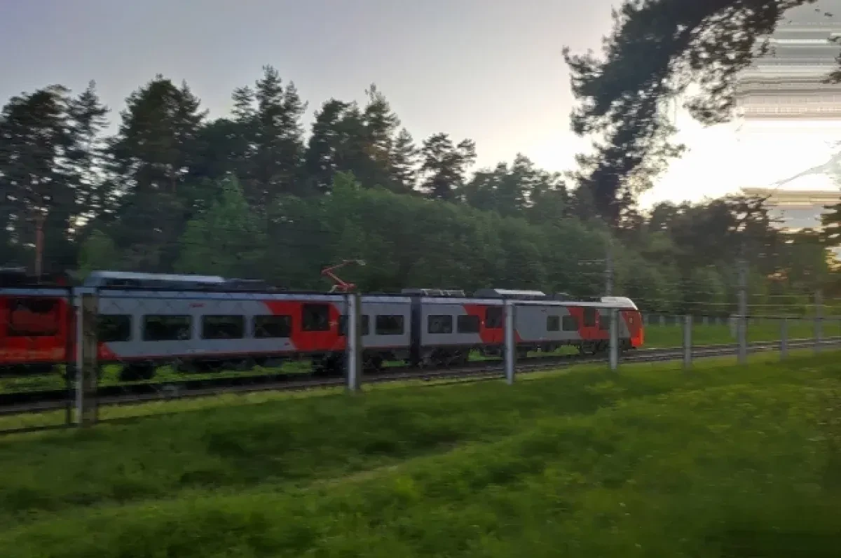 Движение поездов между Лазаревской и Сочи приостановят на двое суток