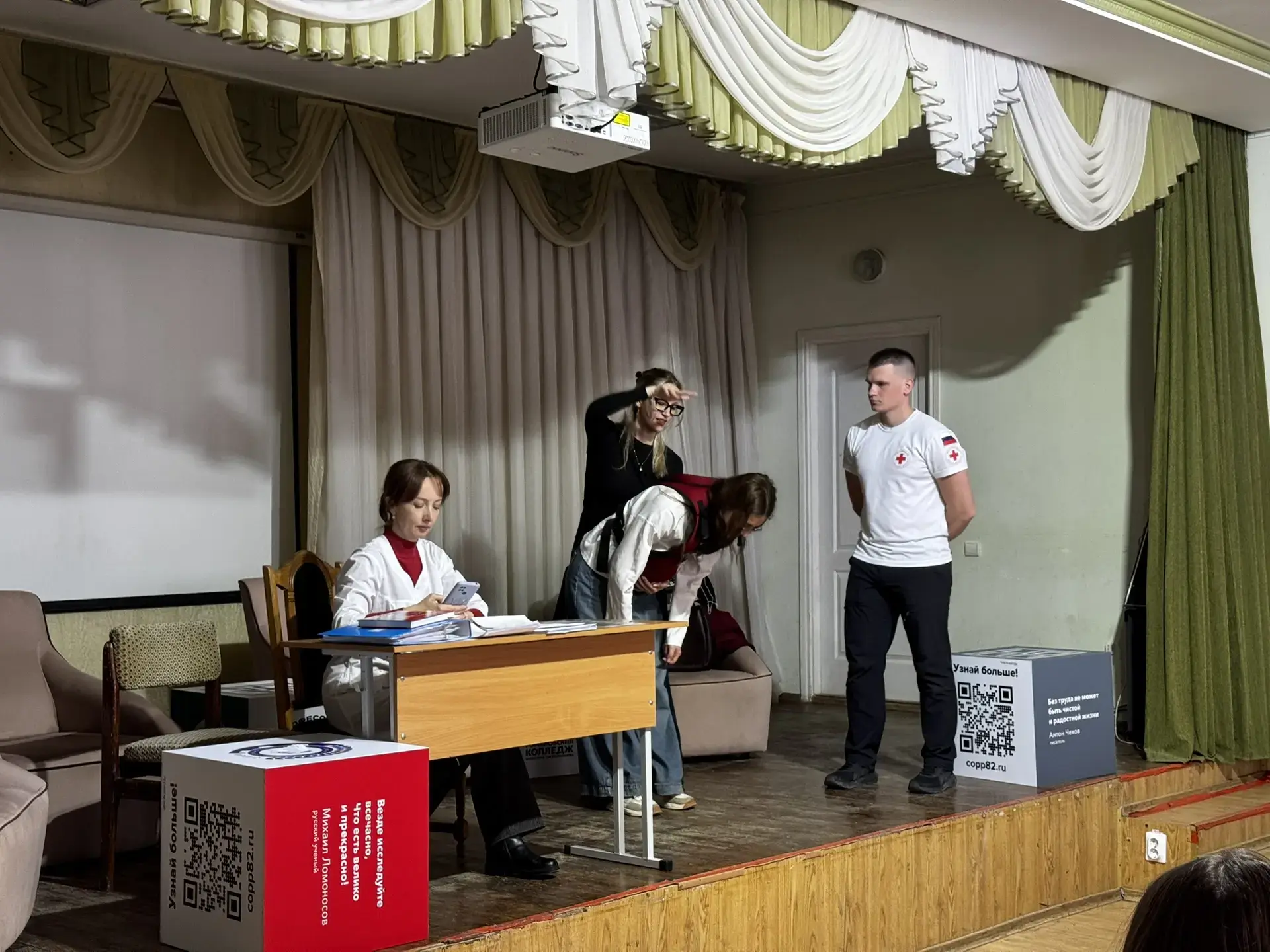 🏥  Насыщенные дни военных сборов в колледже!  В рамках военных сборов и федерального проекта «Поддер
