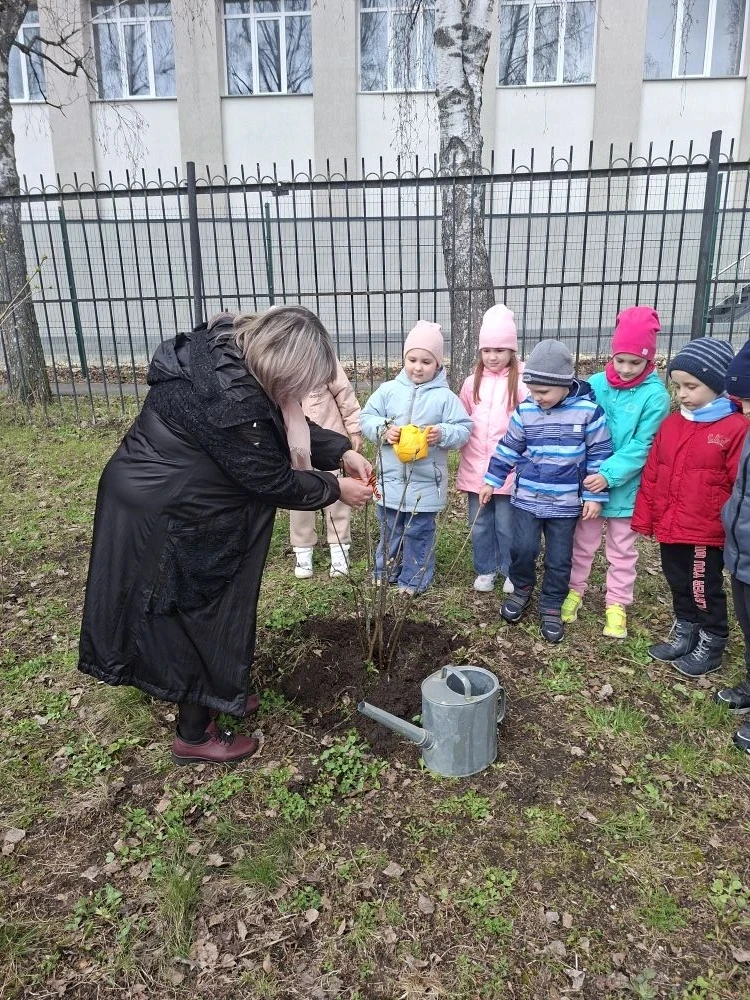 🌱День экологических знаний в группе "Бельчата" прошел продуктивно. Под руководством пе...