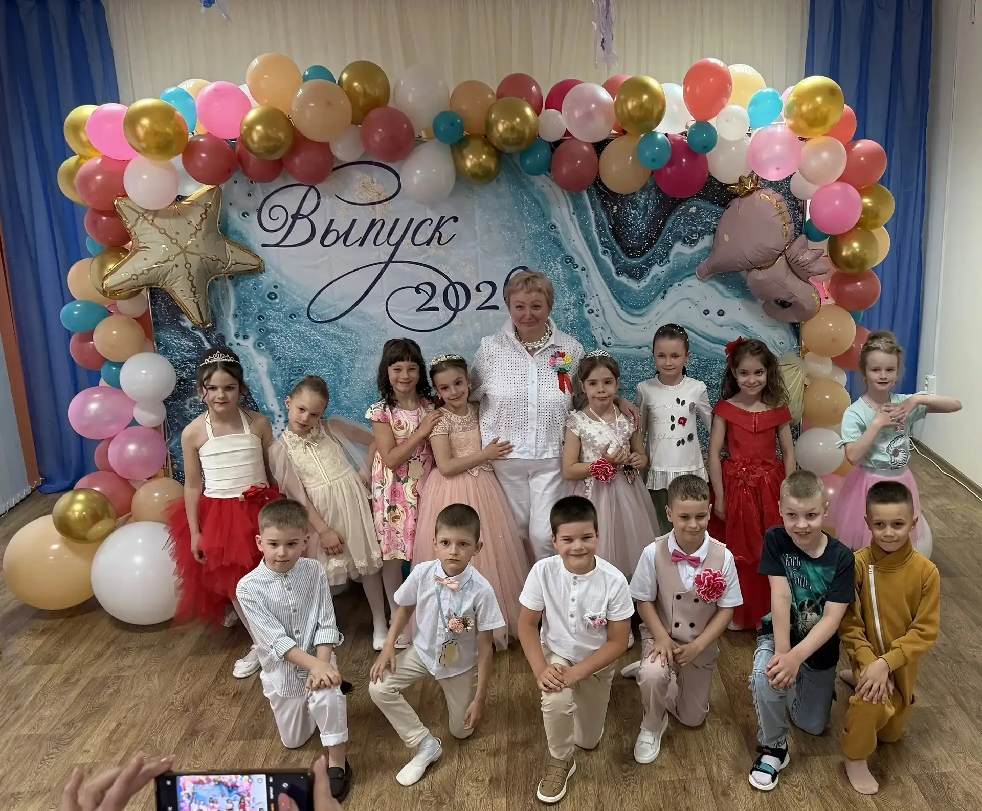 В детском саду прошел выпускной💙
Группа Жемчужинки в торжественной обстановке получили дипломы об о