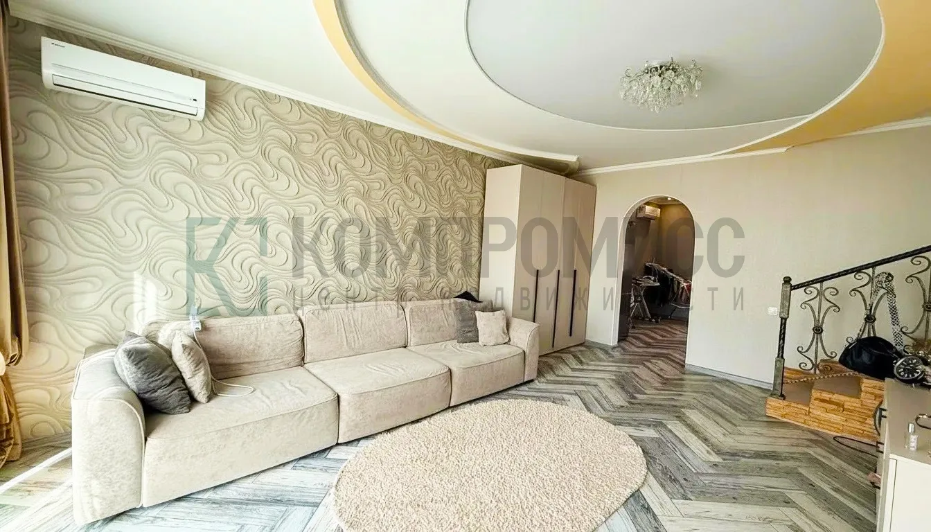 🏠 ID 133042154 Адрес: Краснодарский край, г. Краснодар, Прикубанский р-н  📍 Современный дуплекс с ре