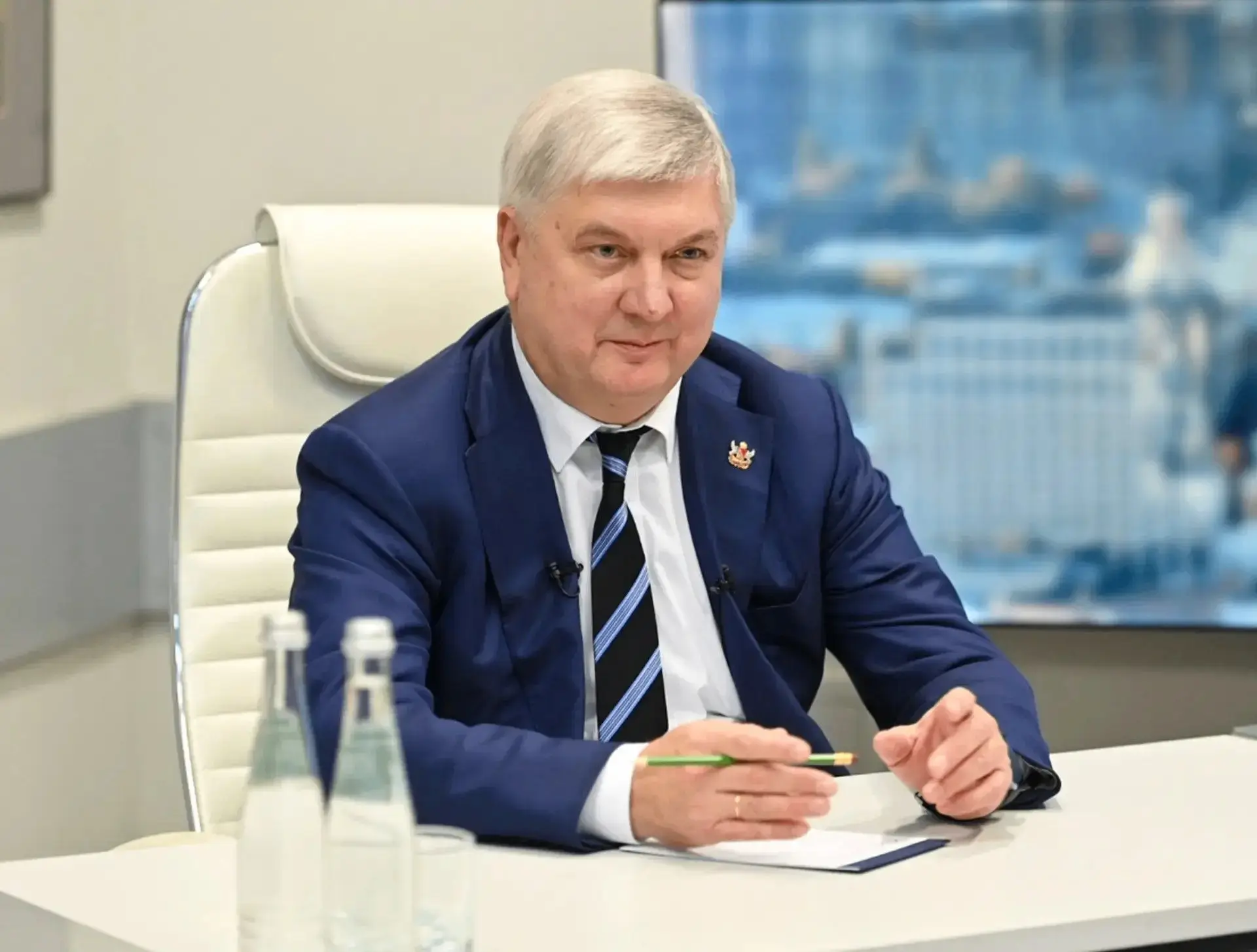 Сегодня свой день рождения отмечает Губернатор Воронежской области Александр Гусев 🎉

Уважаемый Але
