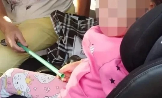 🚨 В Шатуре спасателям пришлось выручать трехлетнюю малышку — палец застрял в игрушке

😨Казалось бы