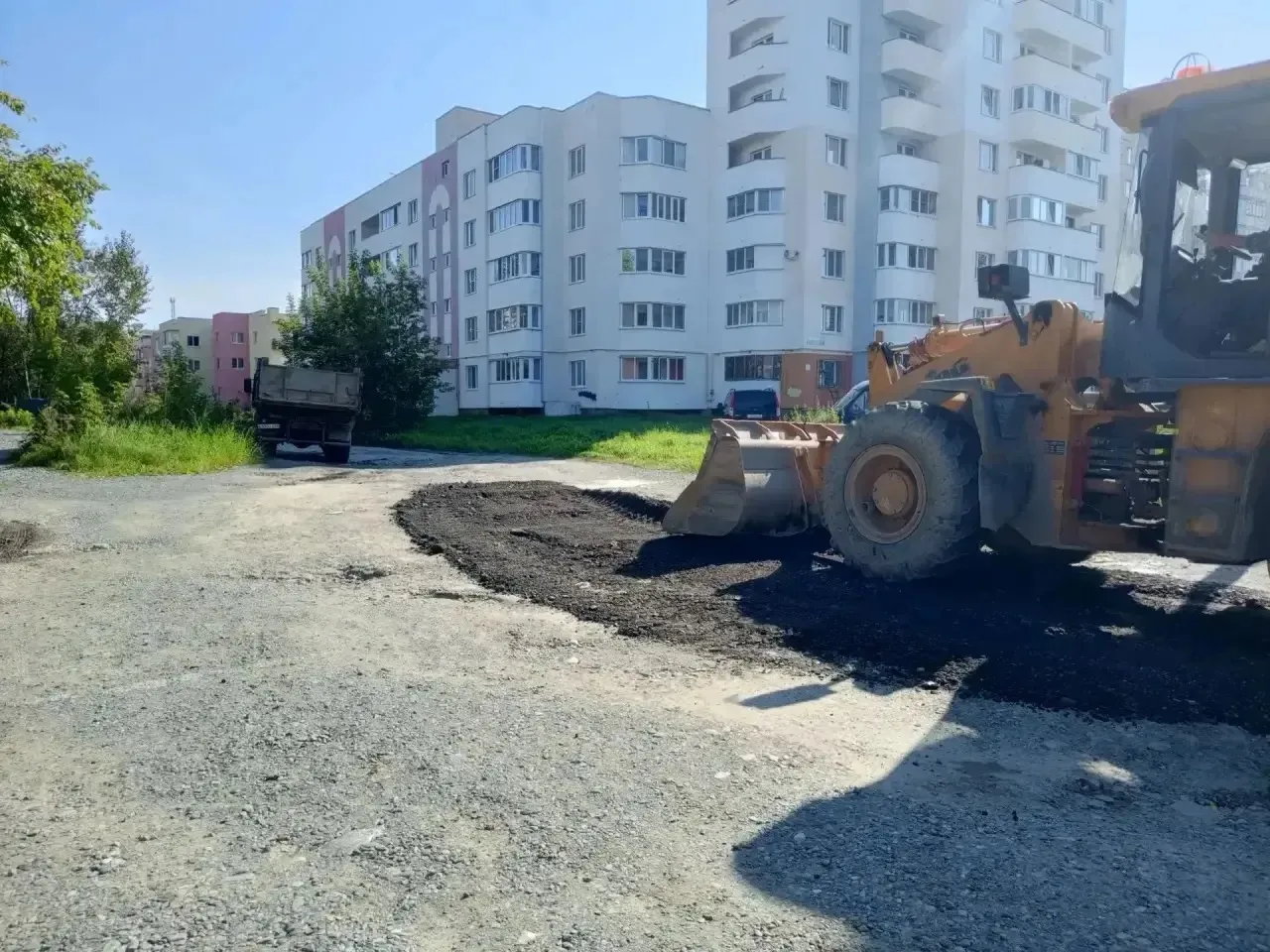 🚧 На улице Советской идут работы по обеспечению безопасности движения