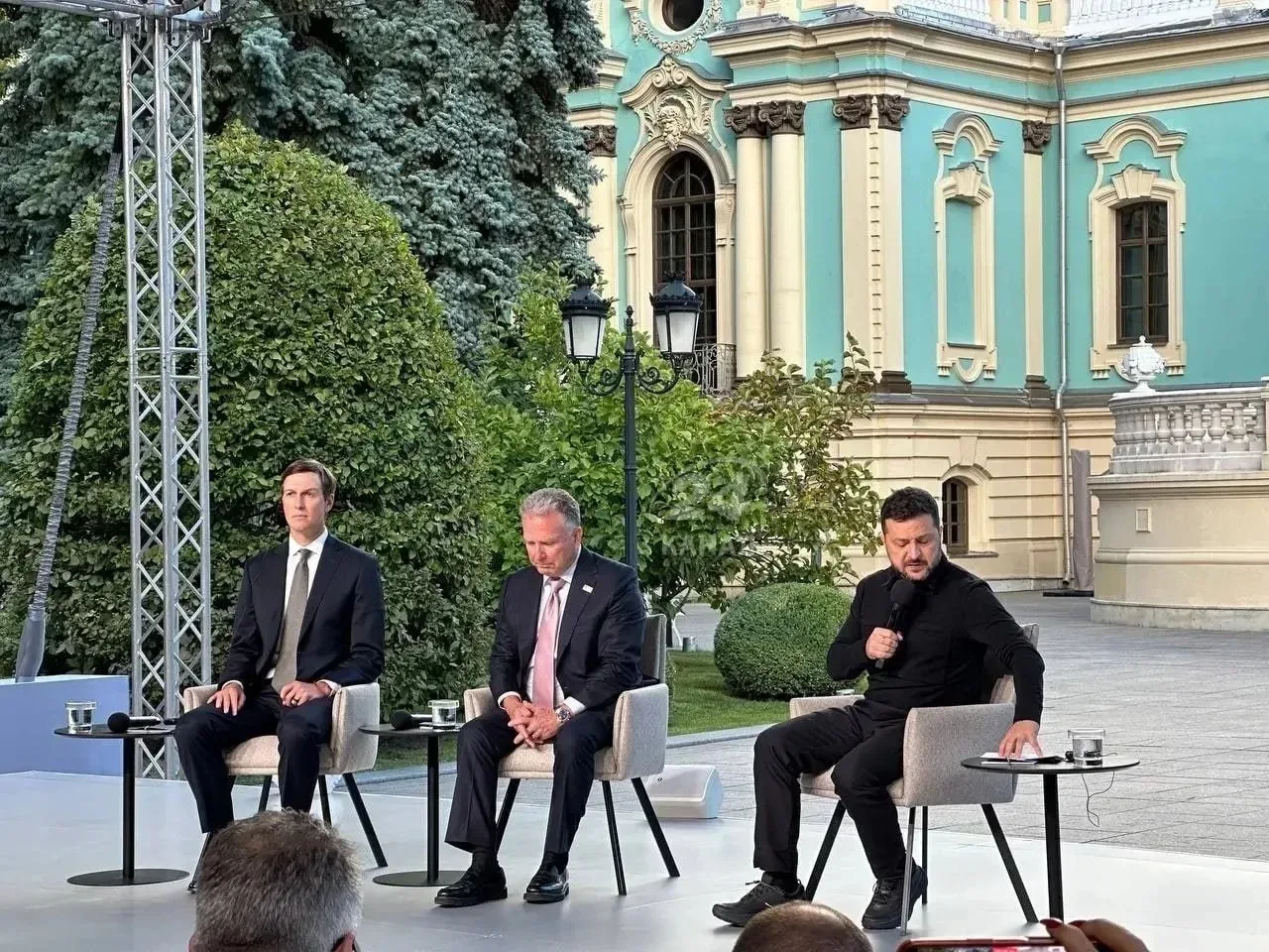 ⚡️🔴 Похоже, что конфликт продлится и зимой, заявил Зеленский после переговоров с Кушне...