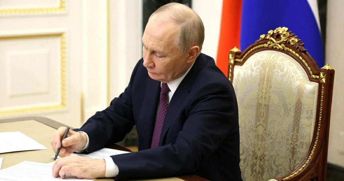 ⚡️Путин подписал закон о штрафах для маркетплейсов и других цифровых платформ.