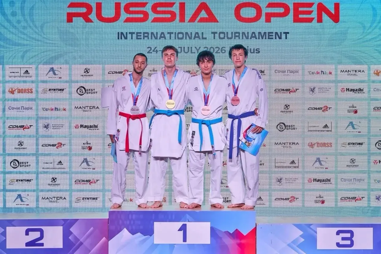👏Поздравляю Ярослава Филиппова, студента факультета экономики и финансов, с золотой медалью на межд