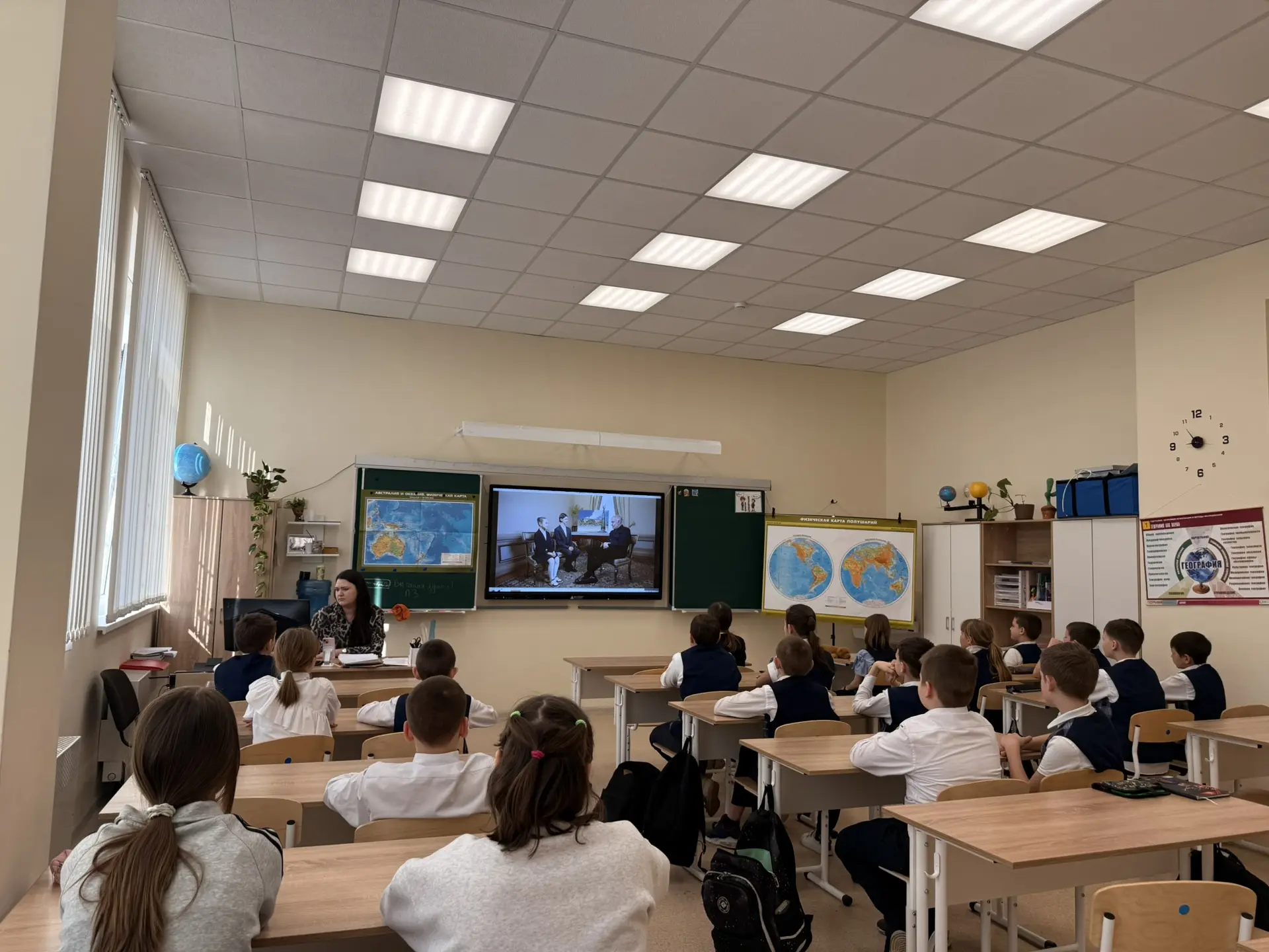 🇷🇺 РАЗГОВОРЫ О ВАЖНОМ 🇷🇺  📣 23 марта для обучающихся 1–10‑х классов прошли заключительные в третьей 