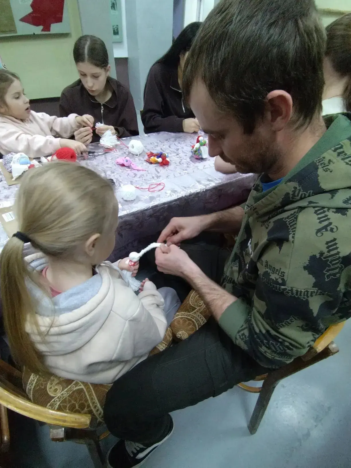В рамках мероприятий, посвященных Году народного единства воспитанники старшей  группы ...