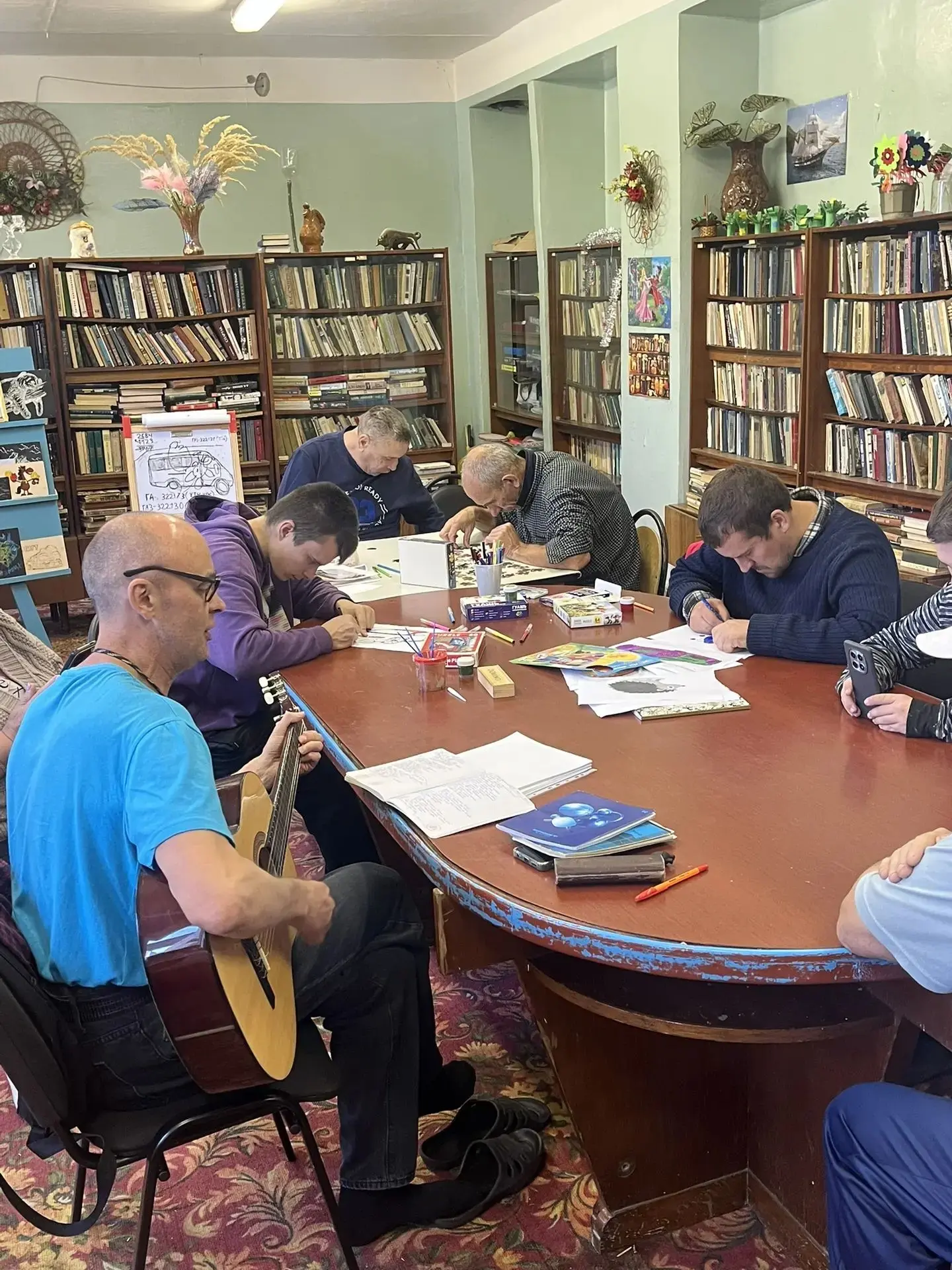 У нас в доме звучит музыка! 🎸✨