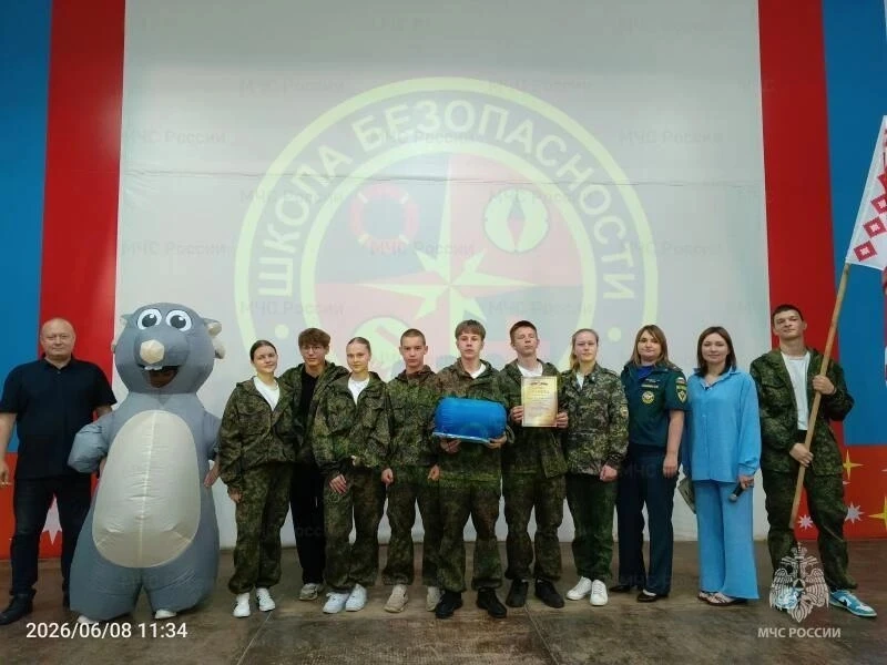 🧑‍🚒Ученики Должанской и Овсянниковской школ стали победителями в соревнованиях «Школа...