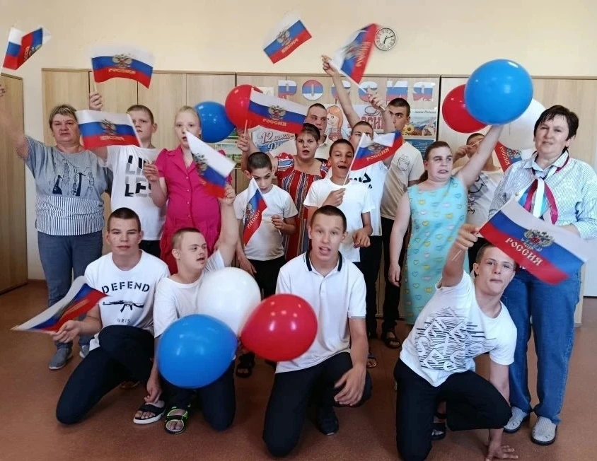 12 июня в нашей стране отмечается День России. Это праздник свободы, мира и добра. Он символизирует 