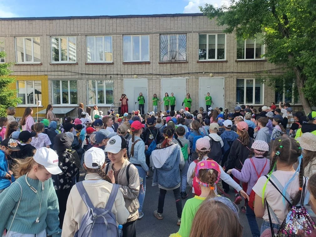 Лето, дружба, новые открытия! 🌞

В нашей гимназии стартовал долгожданный летний дневной лагерь "Орл