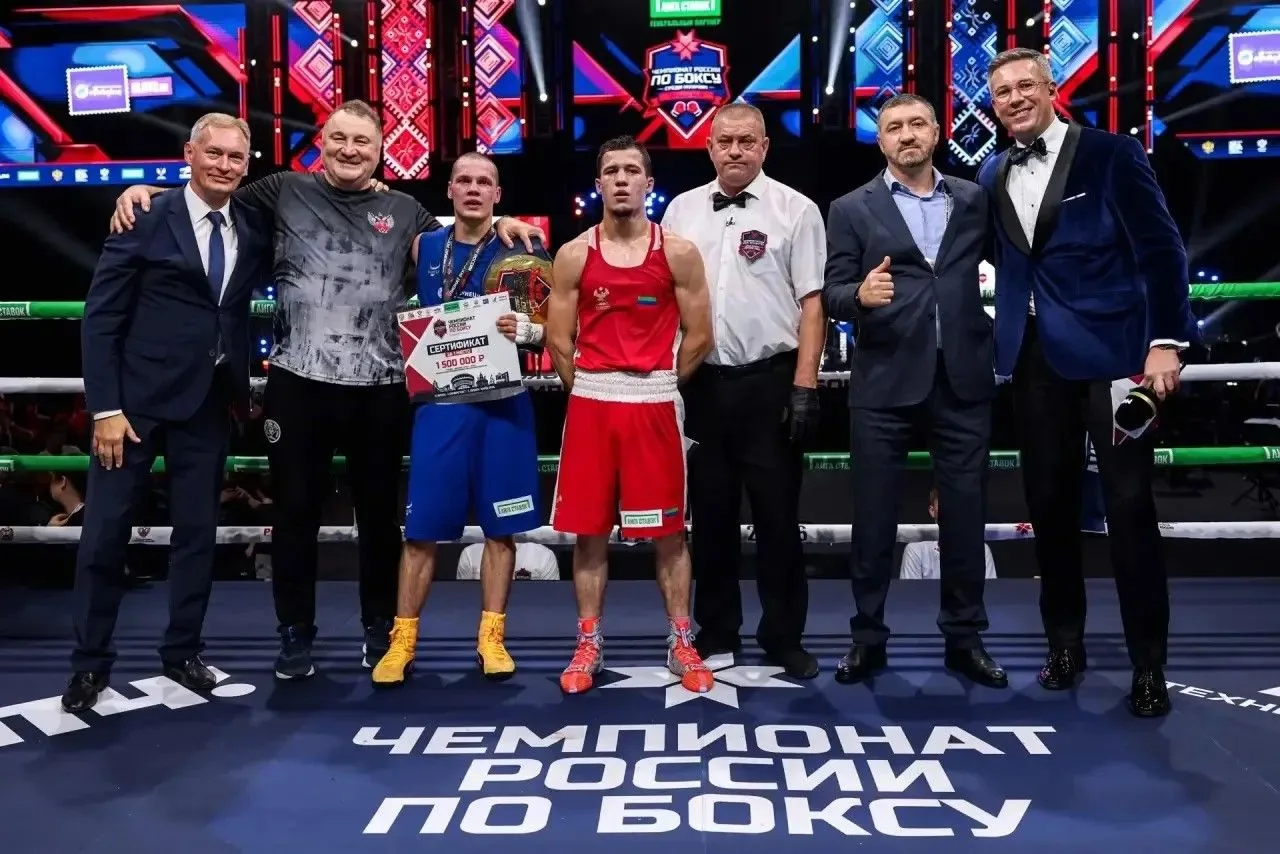 Боксер из Новосибирска Егор Козорезов стал чемпионом России в весовой категории до 67 кг.