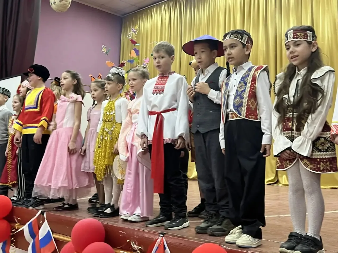 🇷🇺 18 марта — важная дата в истории нашей страны. В этот день мы празднуем День воссоединения Крыма 