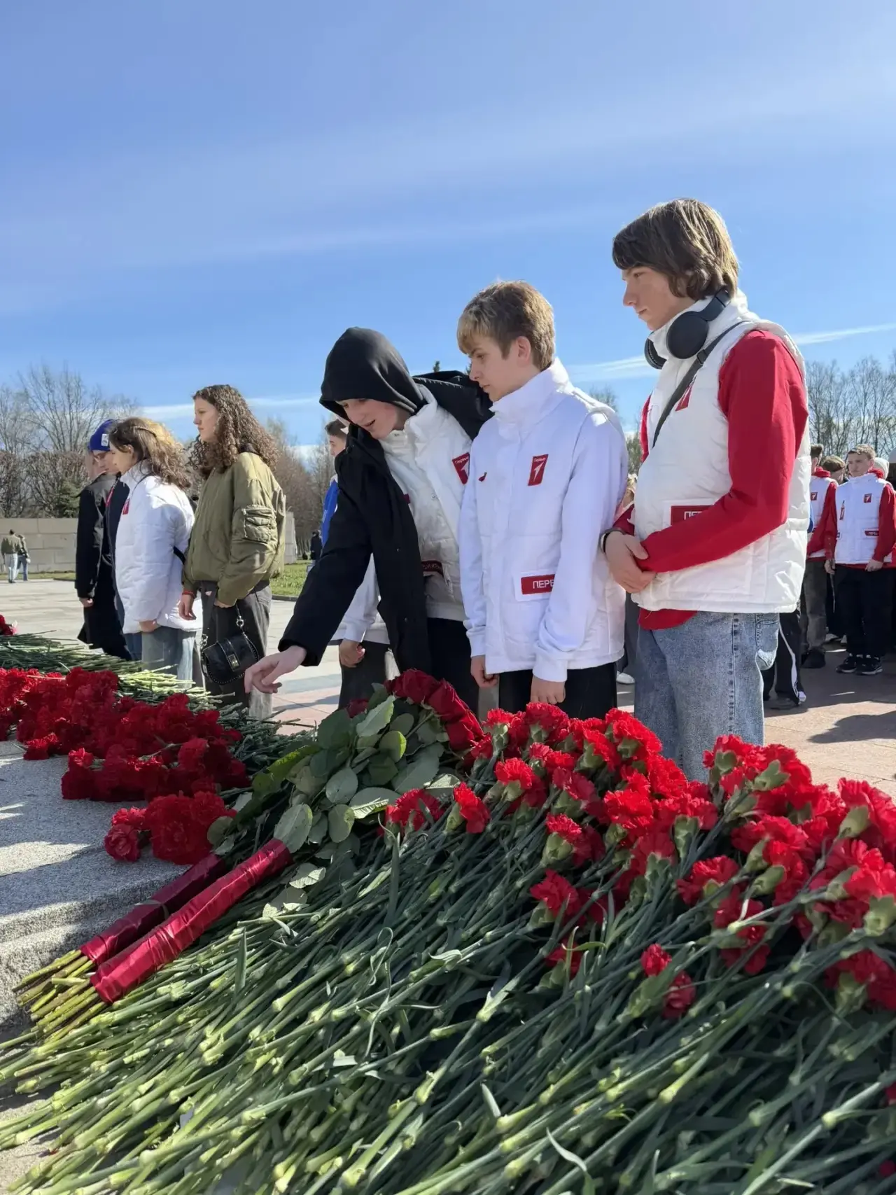 19 апреля — День памяти жертв геноцида советского народа.  В этот скорбный и значимый день активисты