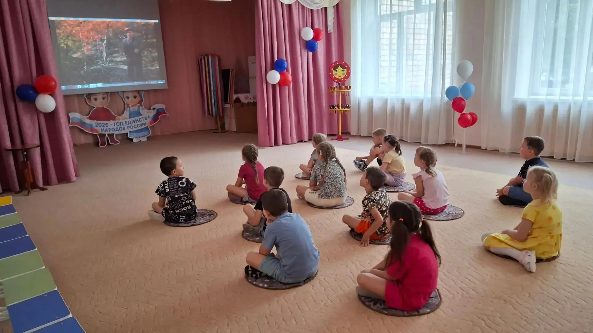 «Затейники» отправились в путешествие по миру кино»