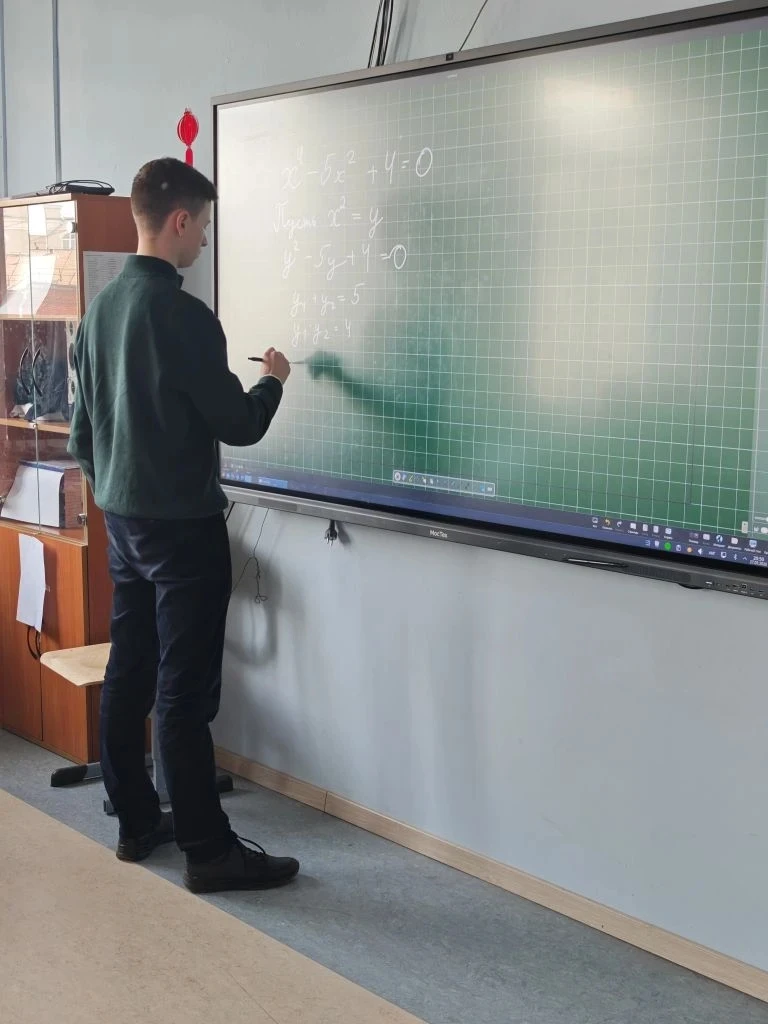 Сегодня в школе для 9-х классов состоялся Марафон по подготовке к ОГЭ.   Ребята приняли  участие в и