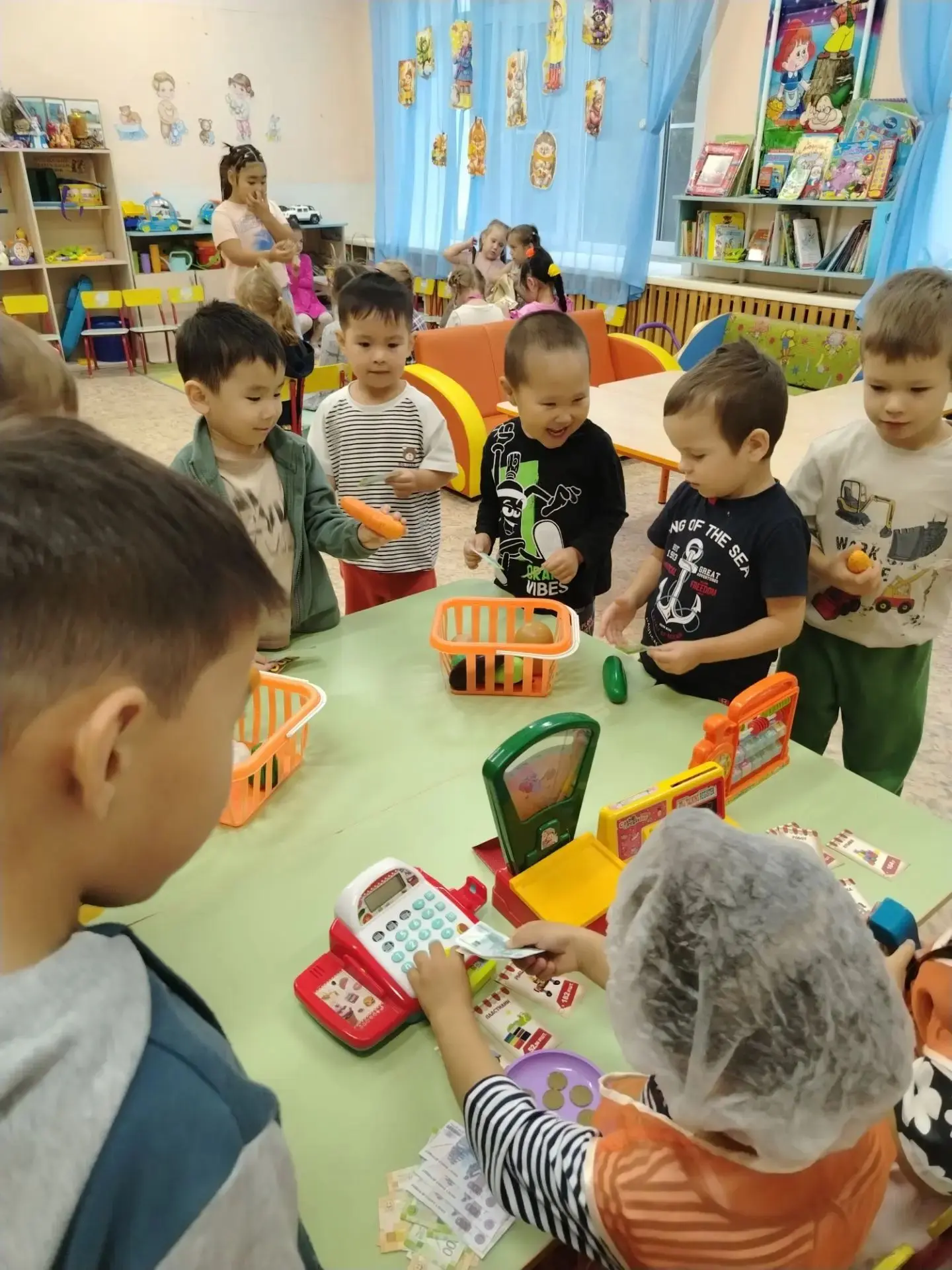 Мы играем в магазин