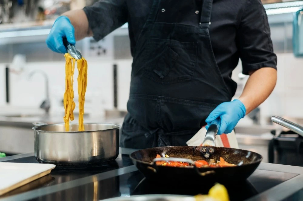 🧑‍🍳В Приморье в сентябре выявили 17 дефицитных профессий из 173.