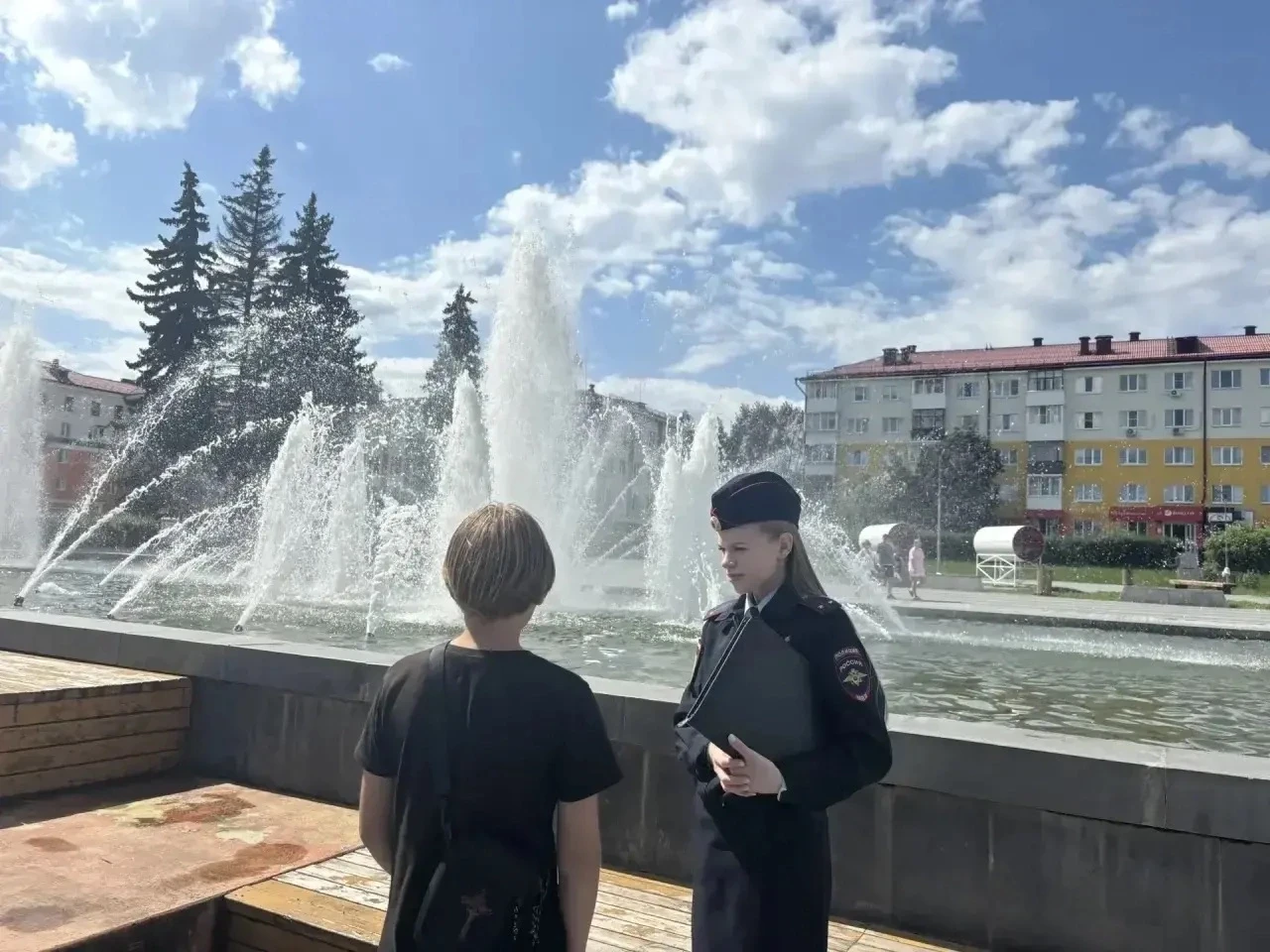⚠️ Безопасность детей в общественных местах
 
🚶‍♂ В рамках межведомственного рейда «Комендантский п