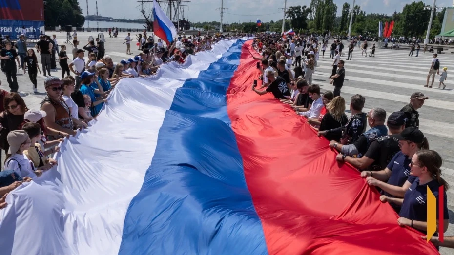 🇷🇺Фоторепортаж РИА «Воронеж» с празднования Дня России на Адмиралтейской площади

Патриотические а