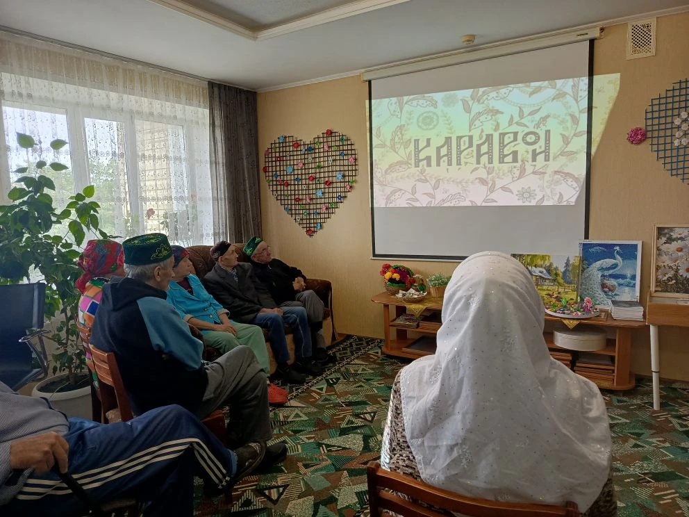 💥«Каравон» в переводе со старославянского означает «хоровод».  В наши дни «Каравон» — это массовое 