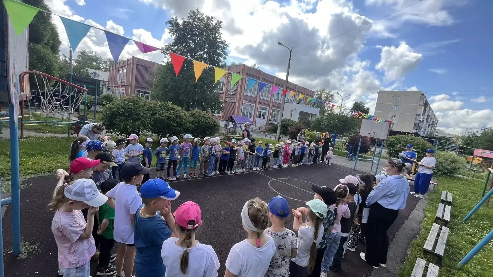 🎉 Ура! Спортивное лето в детском саду № 104 набирает обороты!  🎉
