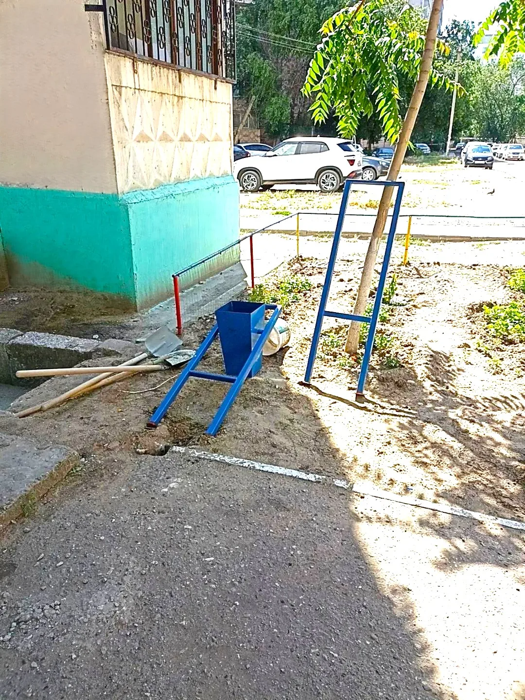 К новости «🛋️ Обновление у подъездов!»