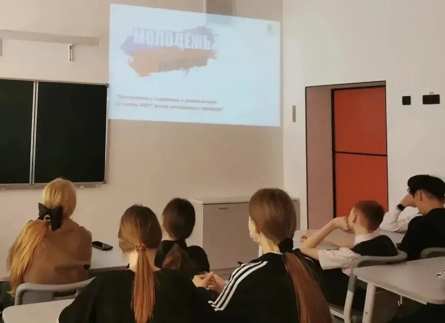 В рамках недели правил безопасного поведения детей и подростков во втором корпусе нашего лицея прошл