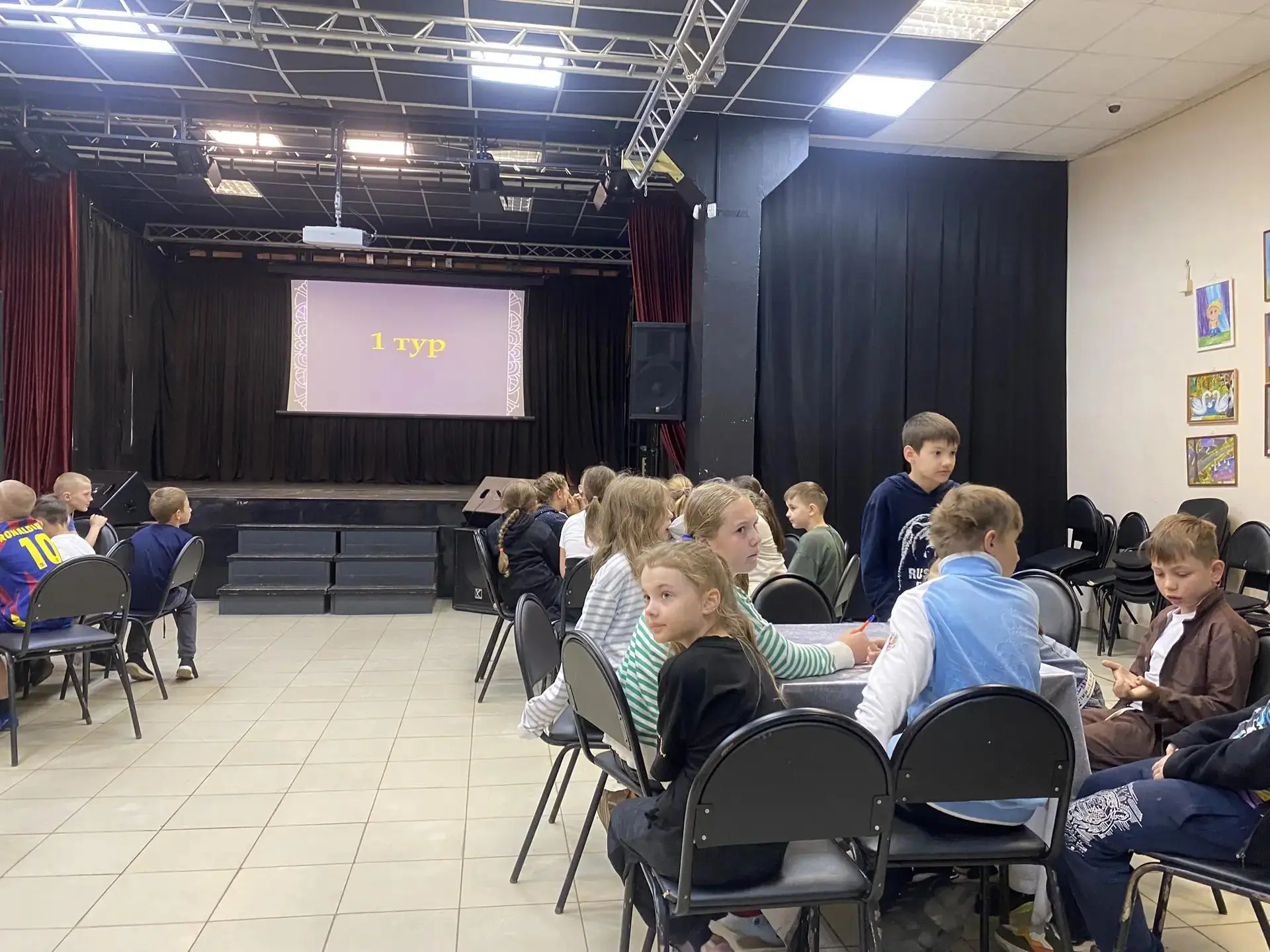 Молодость, энергия и знания: как мы отметили День молодежи в пришкольном лагере!

25 июня в нашем пр