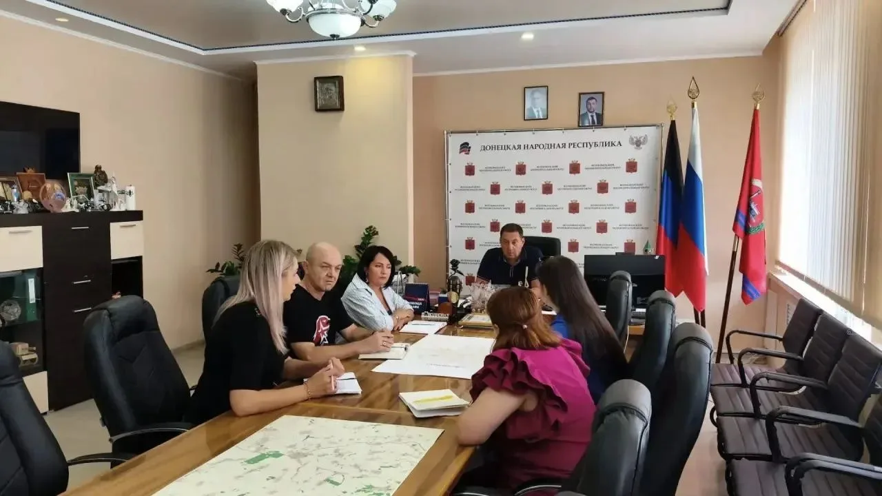 🇷🇺Сегодня совместно с заместителем главы администрации Волновахского муниципального о...